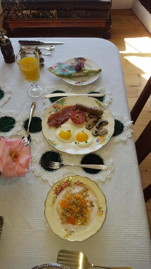 Montagu Manor Bed & Breakfast ภายนอก รูปภาพ